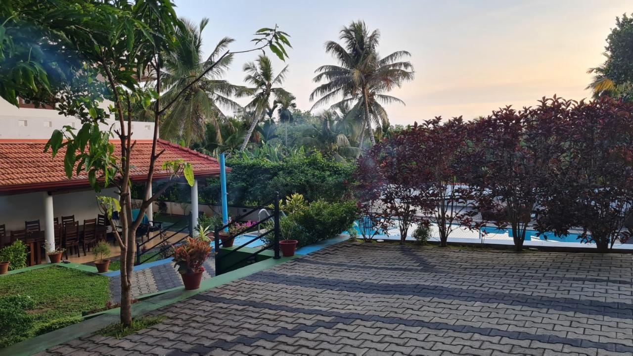 Villa Talpe Exterior photo